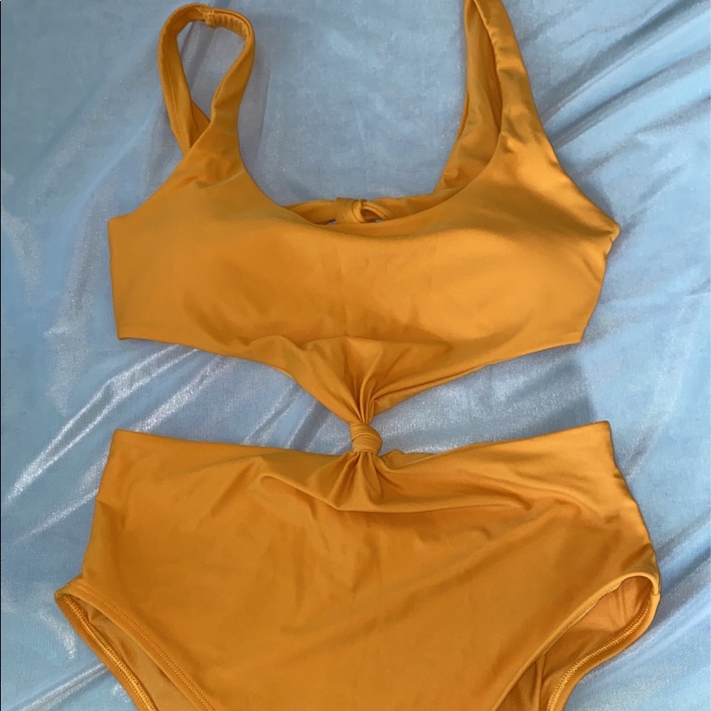 one piece bathing suit